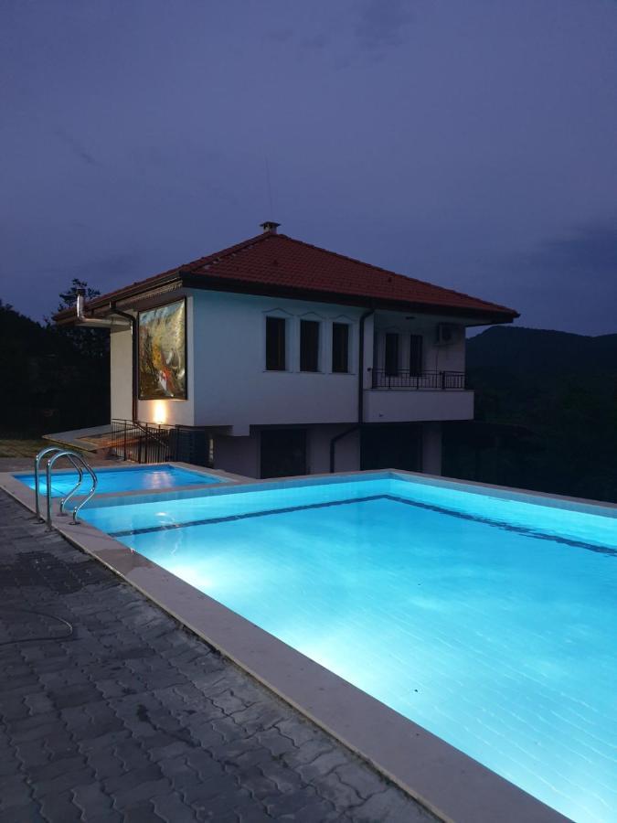 Бадевски Рай- Къща София Veliko Tárnovo Exterior foto