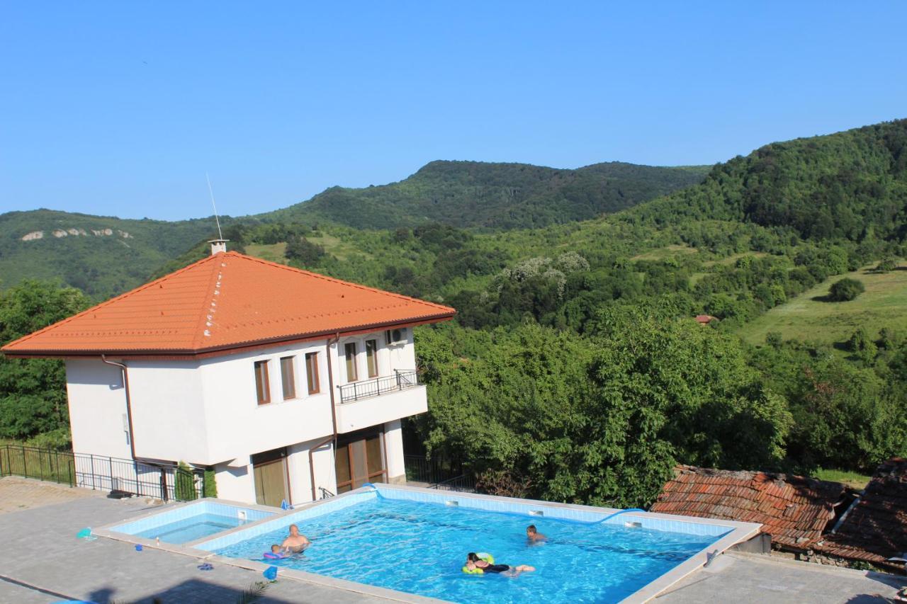 Бадевски Рай- Къща София Veliko Tárnovo Exterior foto
